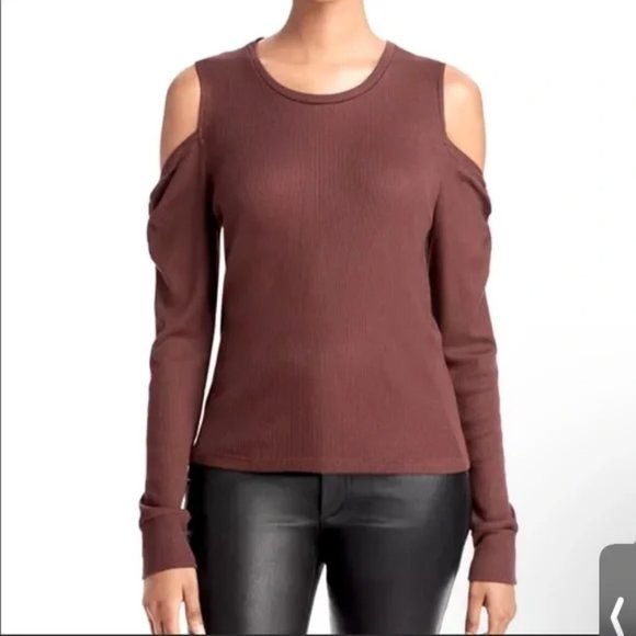 NWOT LNA Sophie Cold Shoulder Top size S - Picture 2 of 3